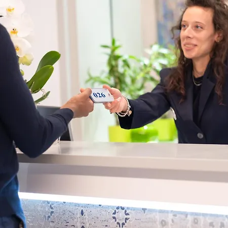 Otel Fontana 3*